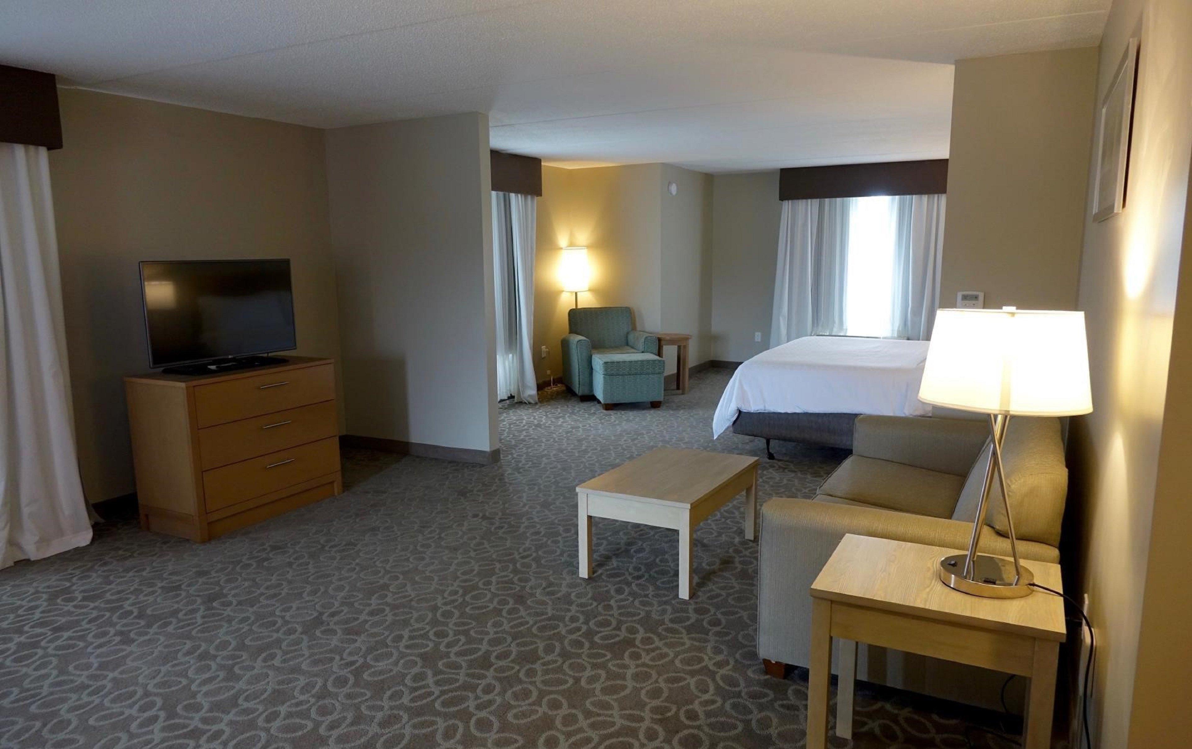 Hotel Express & Downtown - Toronto Area By Ihg 3*