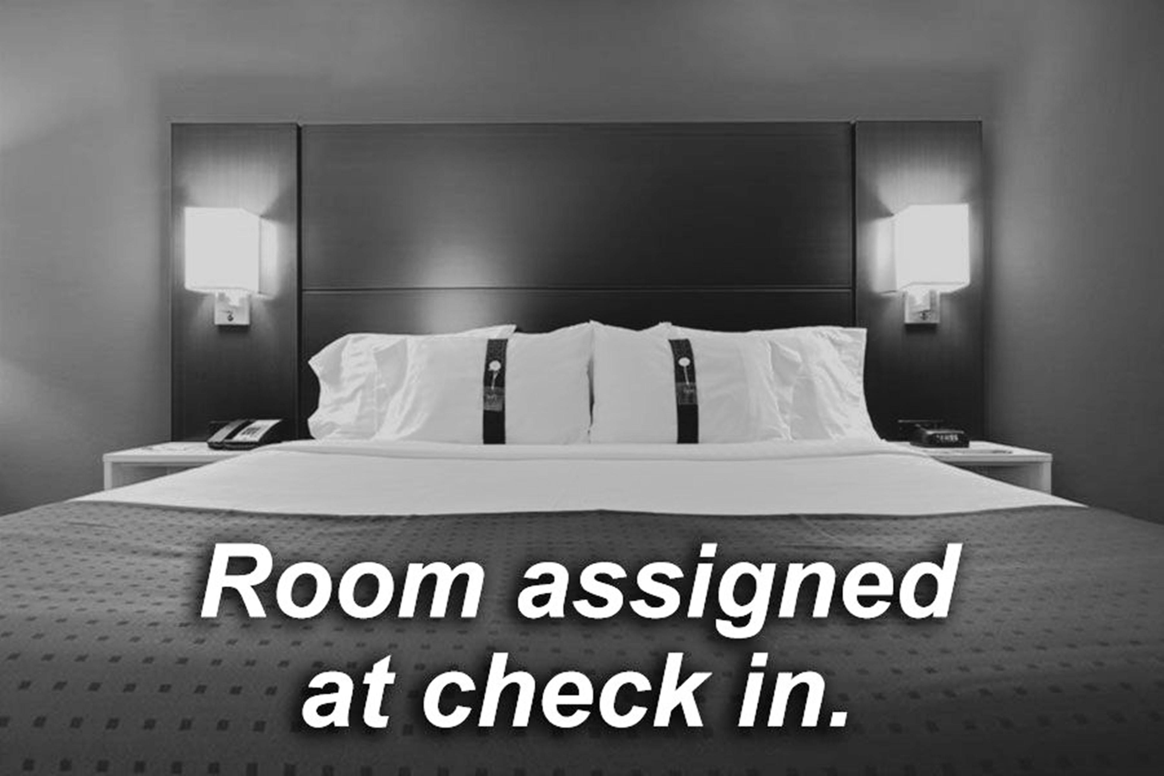 Hotel Express & Downtown - Toronto Area By Ihg 3*