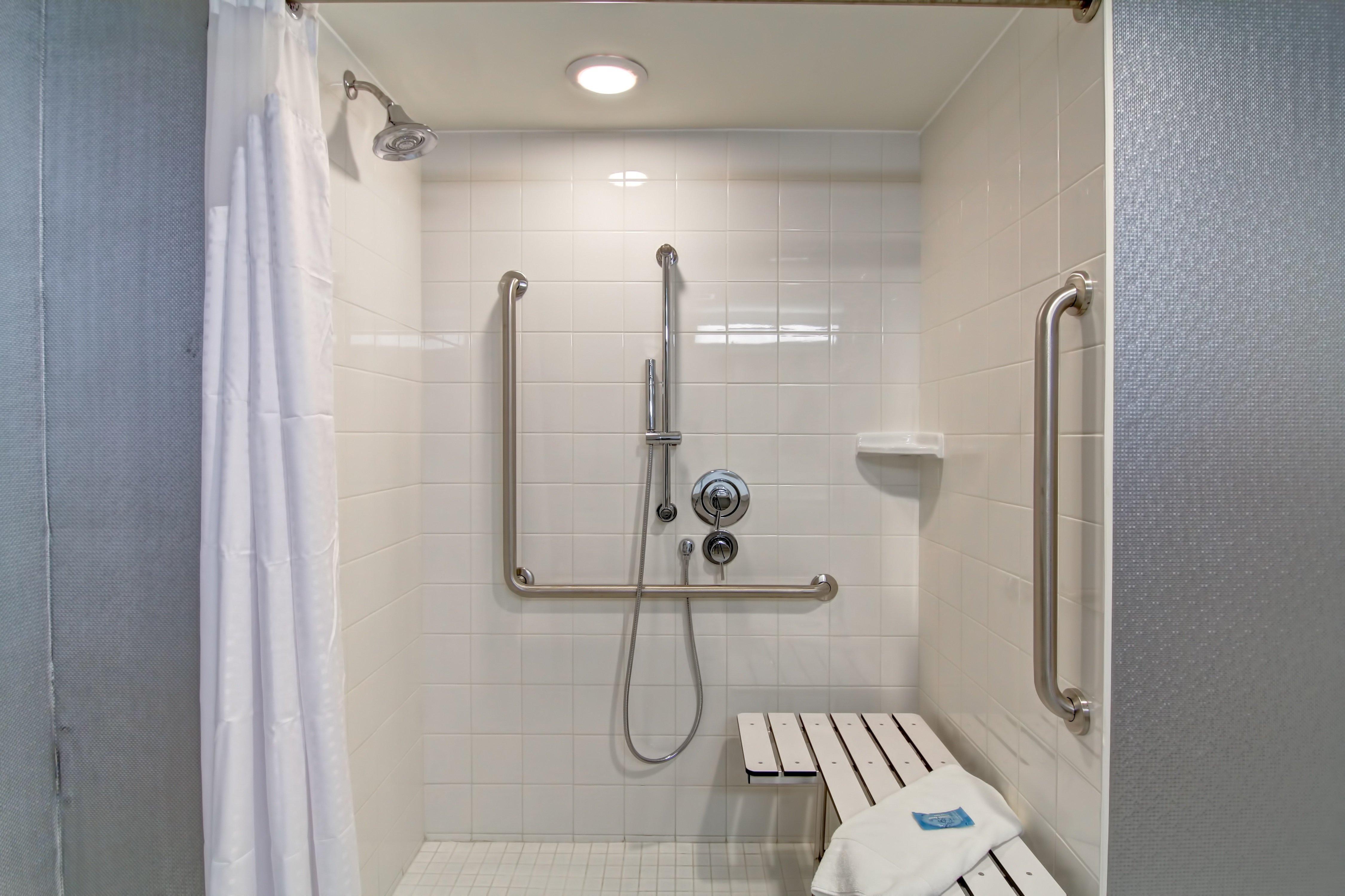 Express & Downtown - Toronto Area By Ihg Hotel 3*