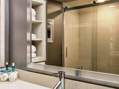 Express & Downtown - Toronto Area By Ihg Hotel